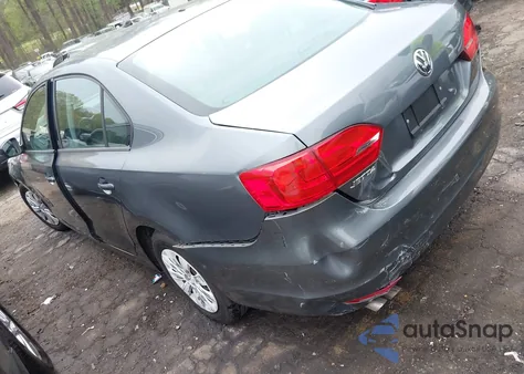 2013 Volkswagen Jetta 2.0L S from USA, damaged, VIN 3VW2K7AJ8DM318810